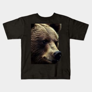 A brown bear in nature that looks cute and cuddly looks warm. Kids T-Shirt